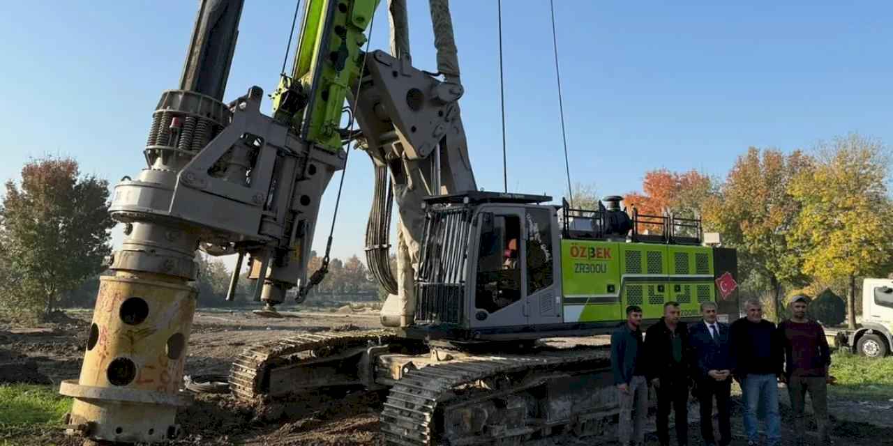 Sakarya’da Şehir Kütüphanesi için ilk kazma vuruldu