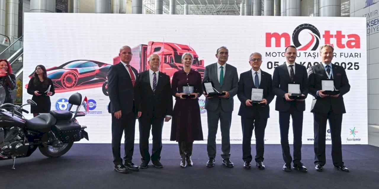 İzmir'de MOTTA Motorlu Taşıtlar Fuarı Kapılarını Açtı