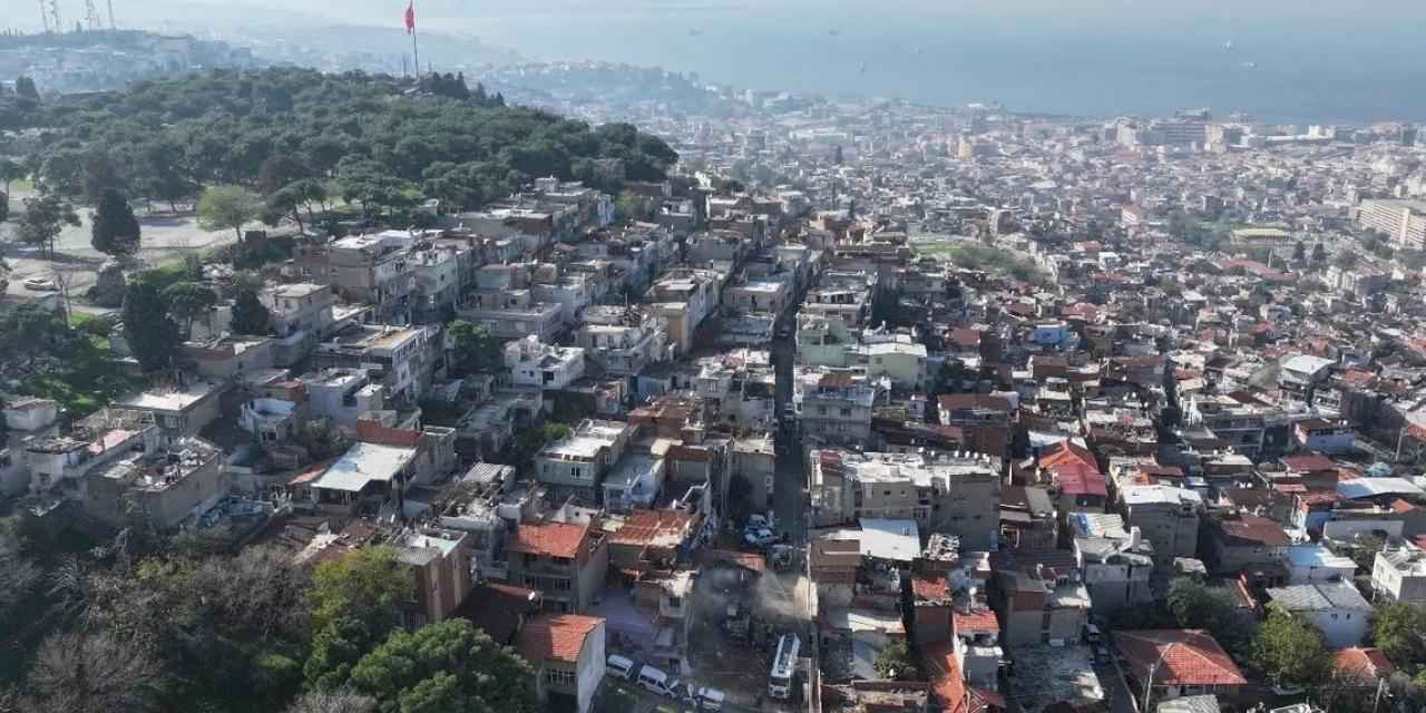 İzmir Kadifekale’de tahliye ve yıkımlar sürüyor