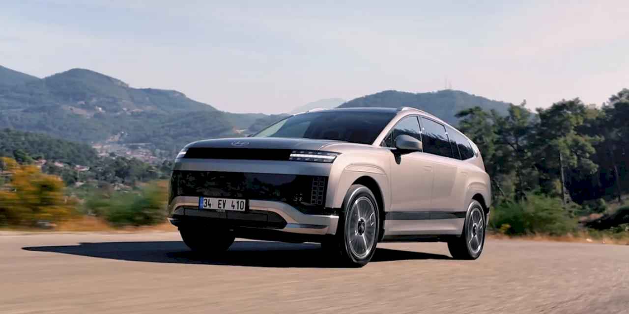 Hyundai Elektrikli Ailesi’nin Amiral Gemisi IONIQ 9 Türkiye’de Satışta