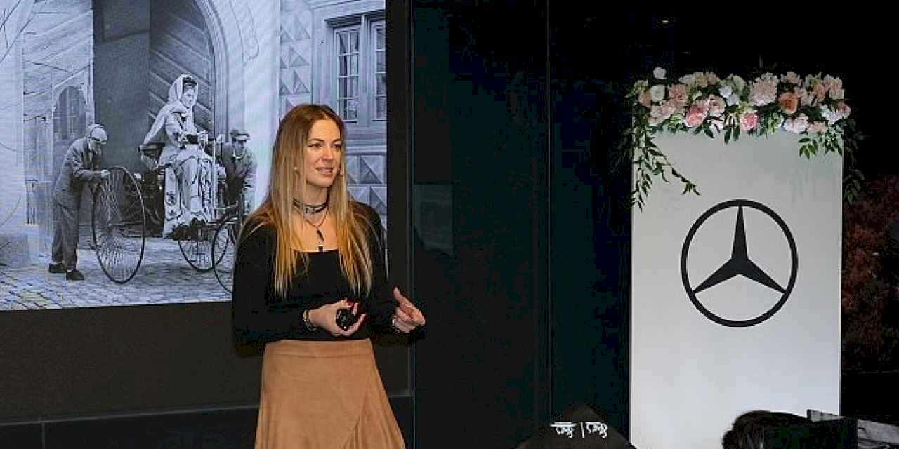 Mercedes-Benz, She's Mentoring Programı'nın İkinci Yılını Tamamladı