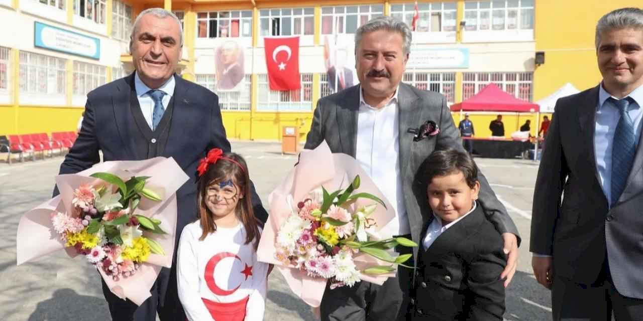 Mustafa Palancıoğlu'dan Esentepe Mumcular İlkokulu'na ziyaret