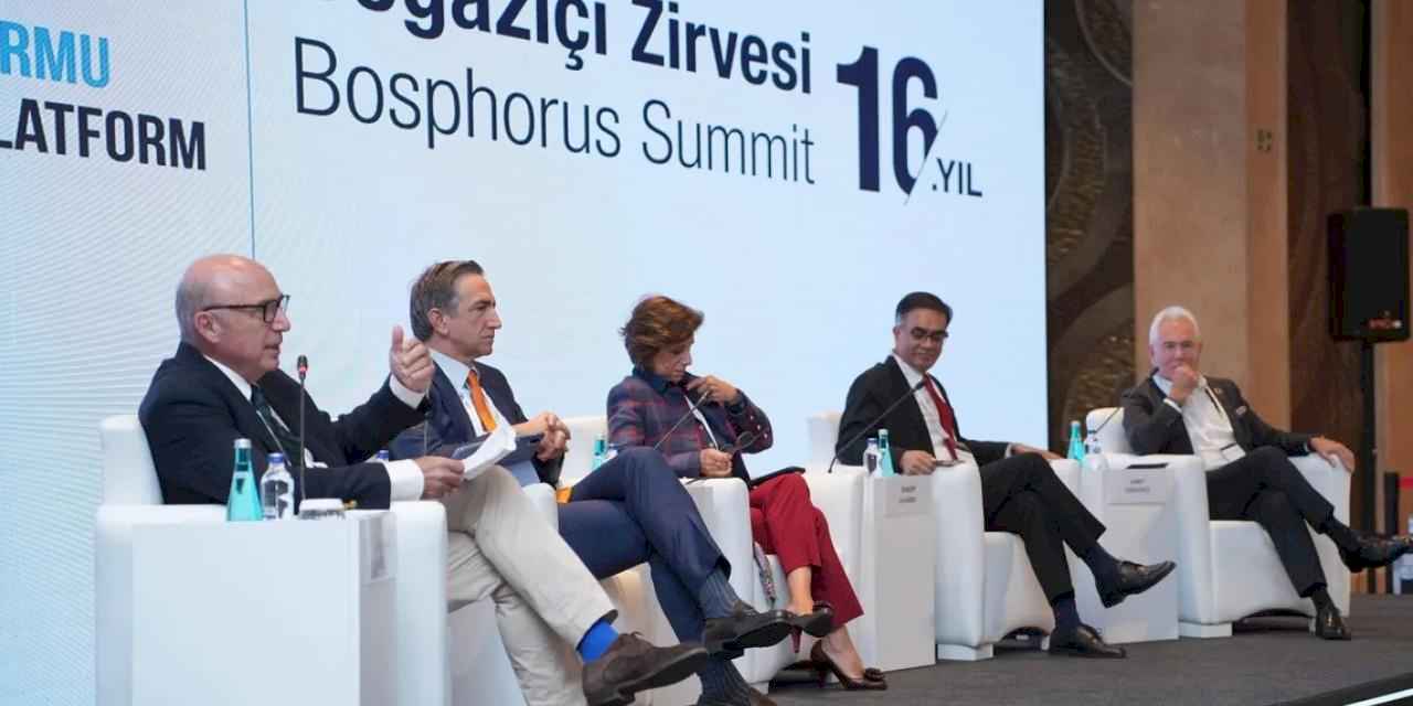 Gençler Sağlık Sigortası Yerine Telefon İstiyorlar