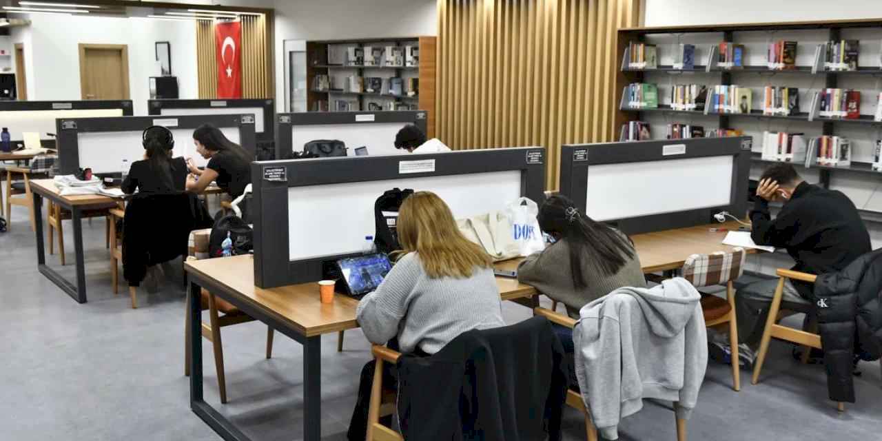 Ankara’da çalışma istasyonları 80 bin öğrenciyi ağırladı