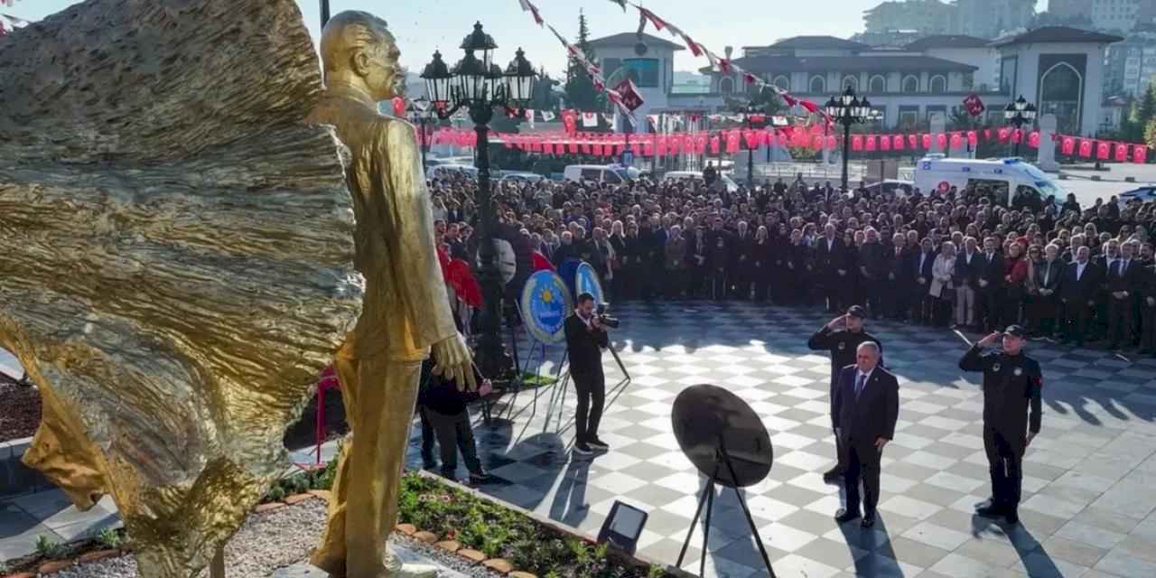 Ankara Keçiören'de Ata'ya özlem