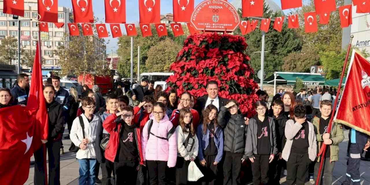 Kocaeli'de 10 Kasım’a özel 1087 Atatürk çiçeği