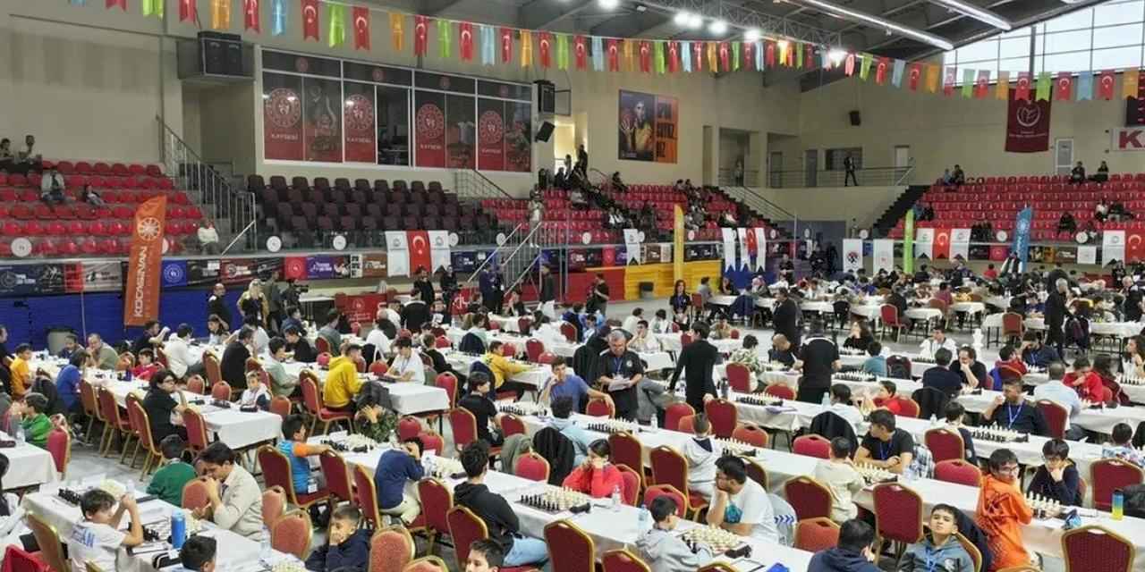 Satranç Türkiye Kupası Kayseri Kocasinan'da başladı
