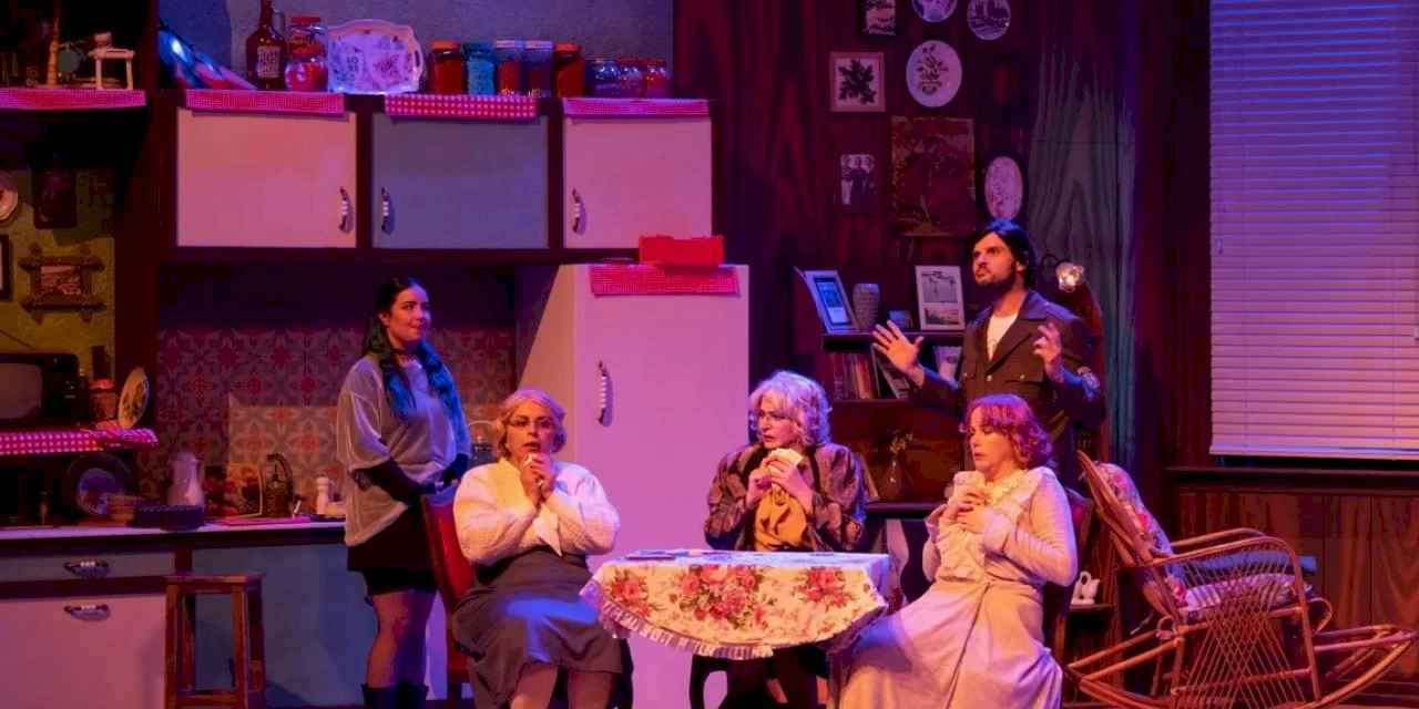 Adanalılar, “Üç Jokerli Konken’i” keyifle izledi