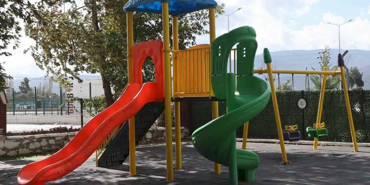 Muğla'da oyun alanı ve peyzaj donatısını güçlendiriyor