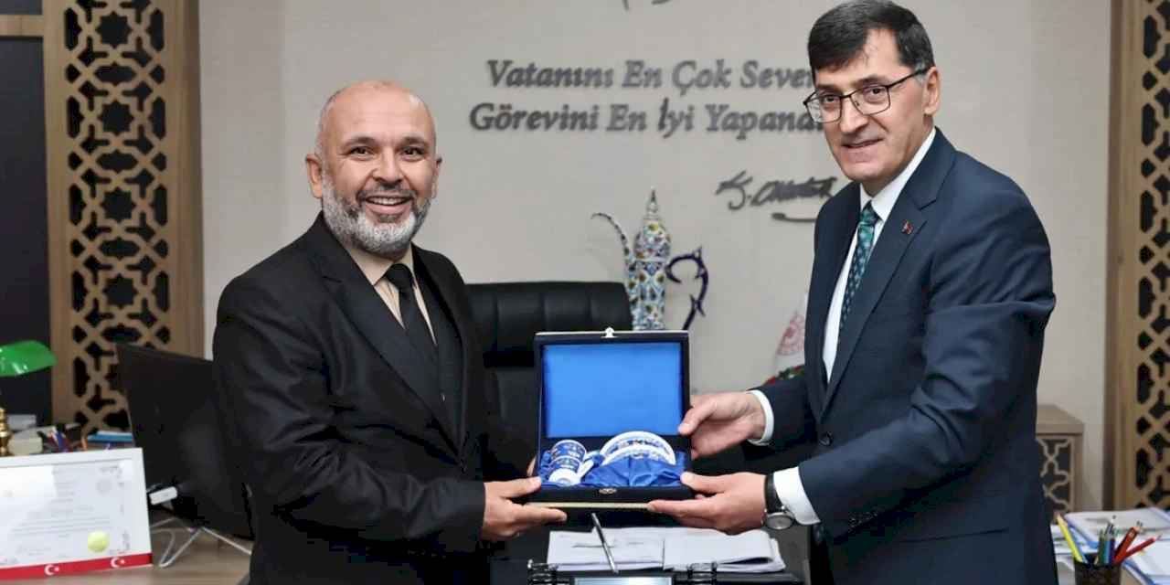 Kütahya'da Başkan Kahveci'den Müdür Ünal'a turistik ziyaret