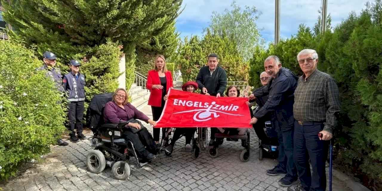 İzmir Büyükşehir’den bir “Kırmızı Bayrak” da Çeşme Belediyesi'ne