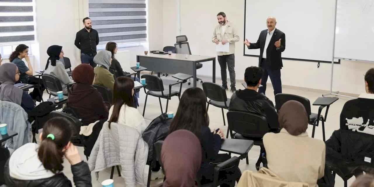 Gebze'de Başkan Büyükgöz gençlerle buluştu