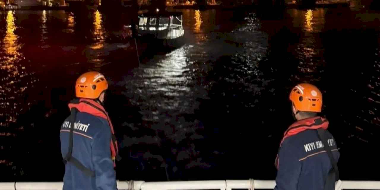 Kireçburnu açıklarındaki pervane arızası yaşayan tekne Tarabya’ya yanaştırıldı