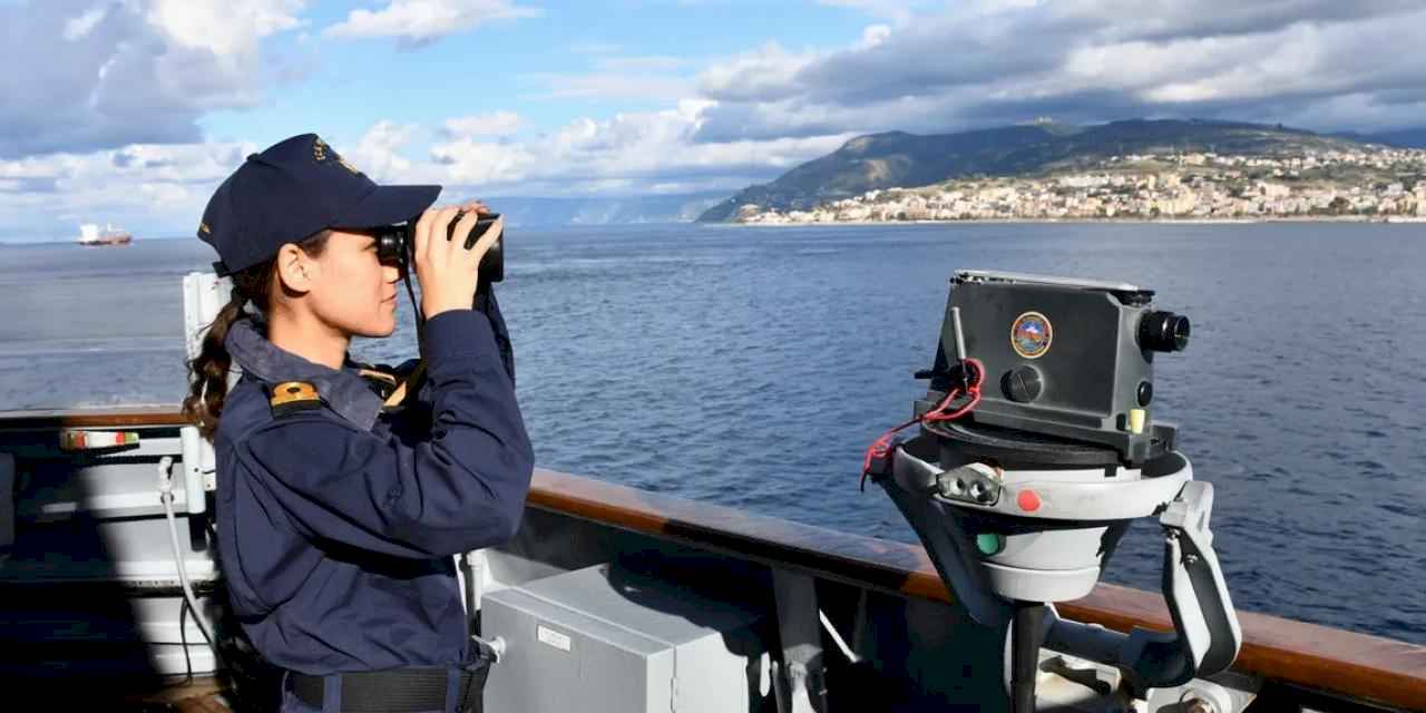 TCG Heybeliada, Messina Boğazı geçişini tamamladı