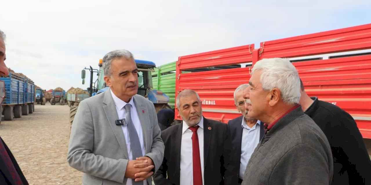 Konya’da Demirel çiftçilerin sorunlarını dinledi