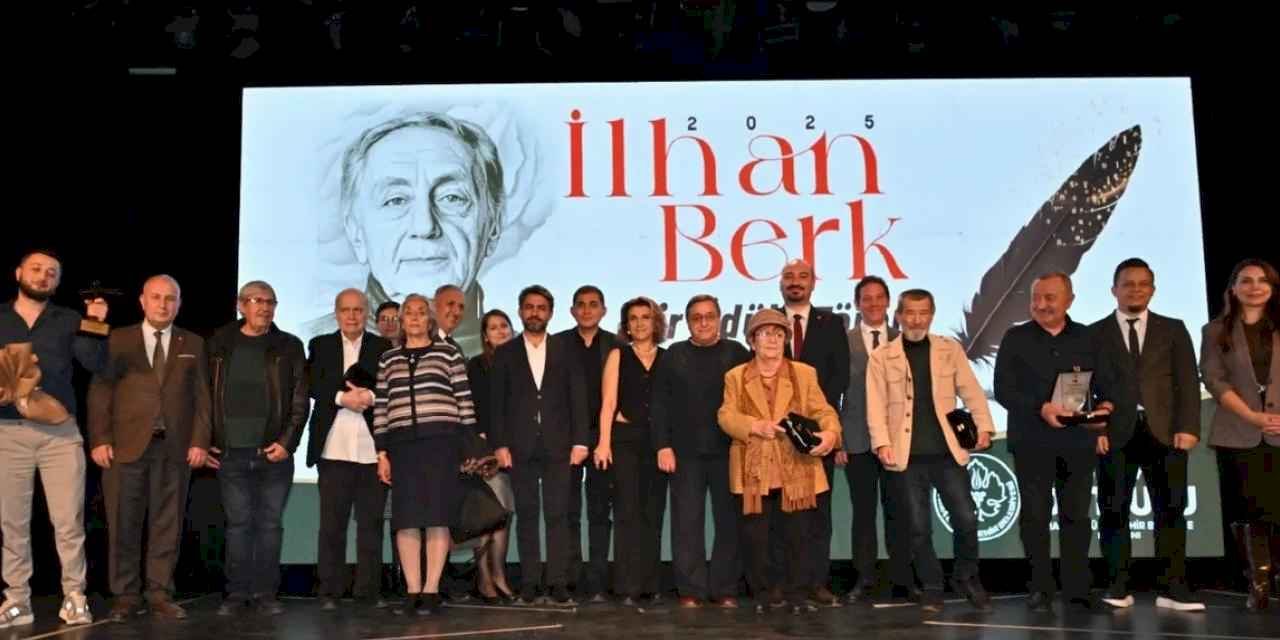 Manisa’da İlhan Berk şiir ödülü genç şaire verildi