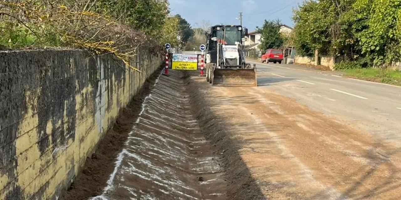 Kocaeli Kandıra’da yağmur suyu kanalları temizlendi