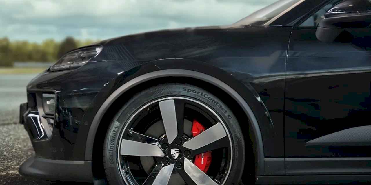 Porsche’nin Elektrikli Macan için Yaz ve Kış Lastiği Tercihi Continental Oldu