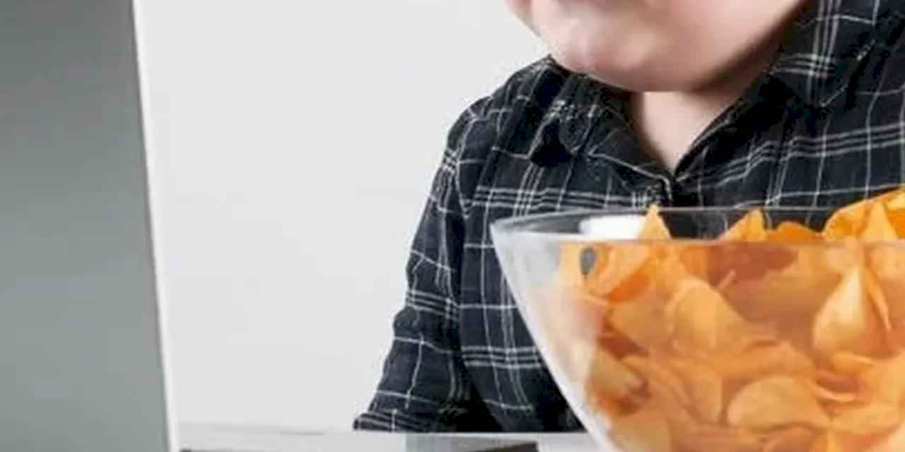 Ekran bağımlılığı ağız sağlığını da etkiliyor!