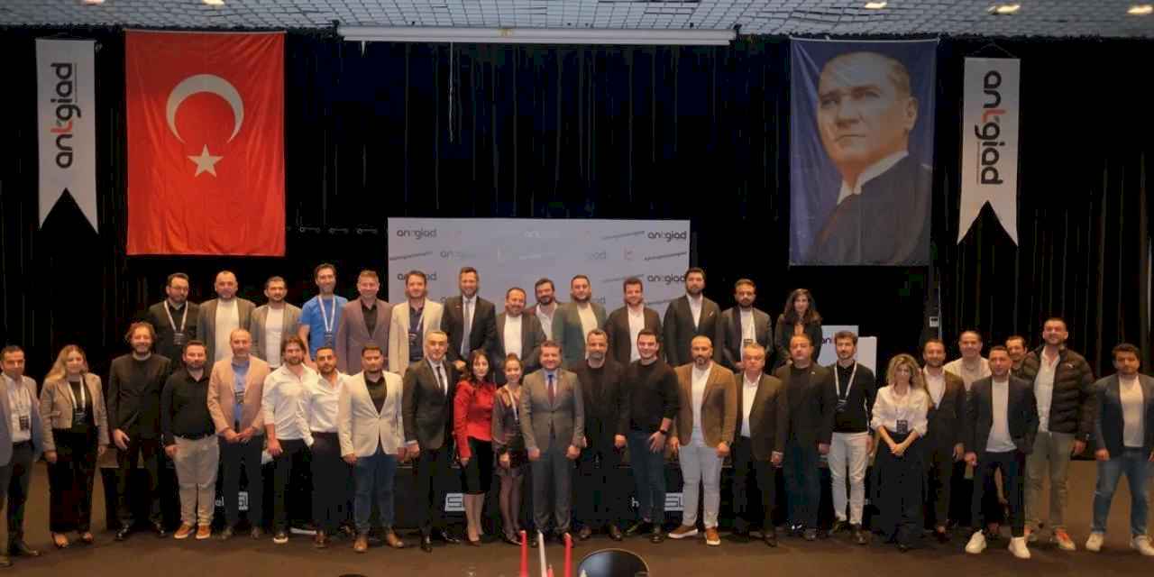 ANTGİAD’dan “Başarı ve Batış Hikayesi” Üzerine Çok Özel Bir Söyleşi