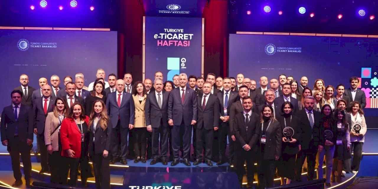 Bakan Bolat’tan e-ticaret müjdesi... Hedef dünya liginde zirve!