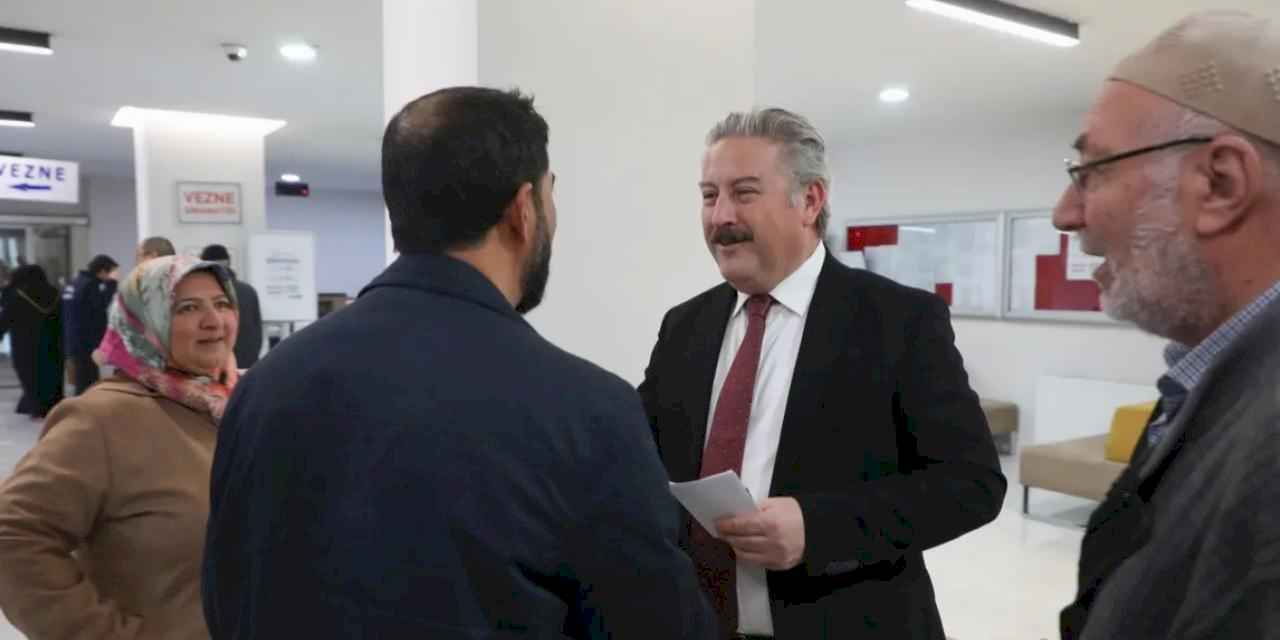 Mustafa Palancıoğlu emlak vergisini vezneden ödedi