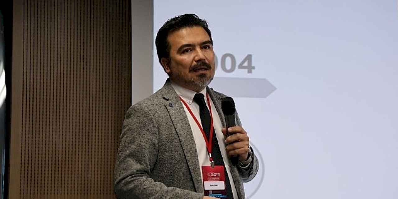 Bilişim Fuarı'nda güncel teknolojiler masaya yatırıldı