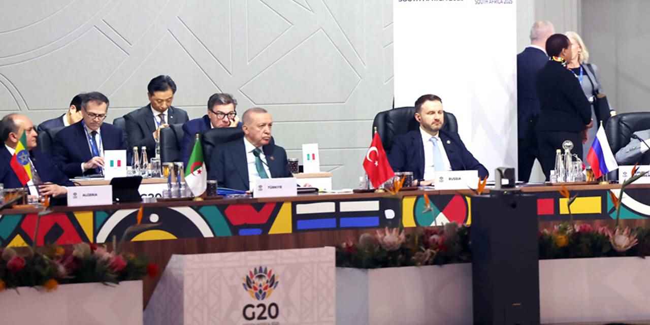 'Küresel ticaretin yeniden canlanması için köklü bir uluslararası iş birliğine ihtiyaç duyuyoruz'