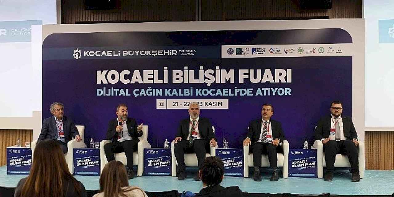 Bilişim Fuarı'nda "Yapay Zeka" ve "Girişimcilik" rüzgârı