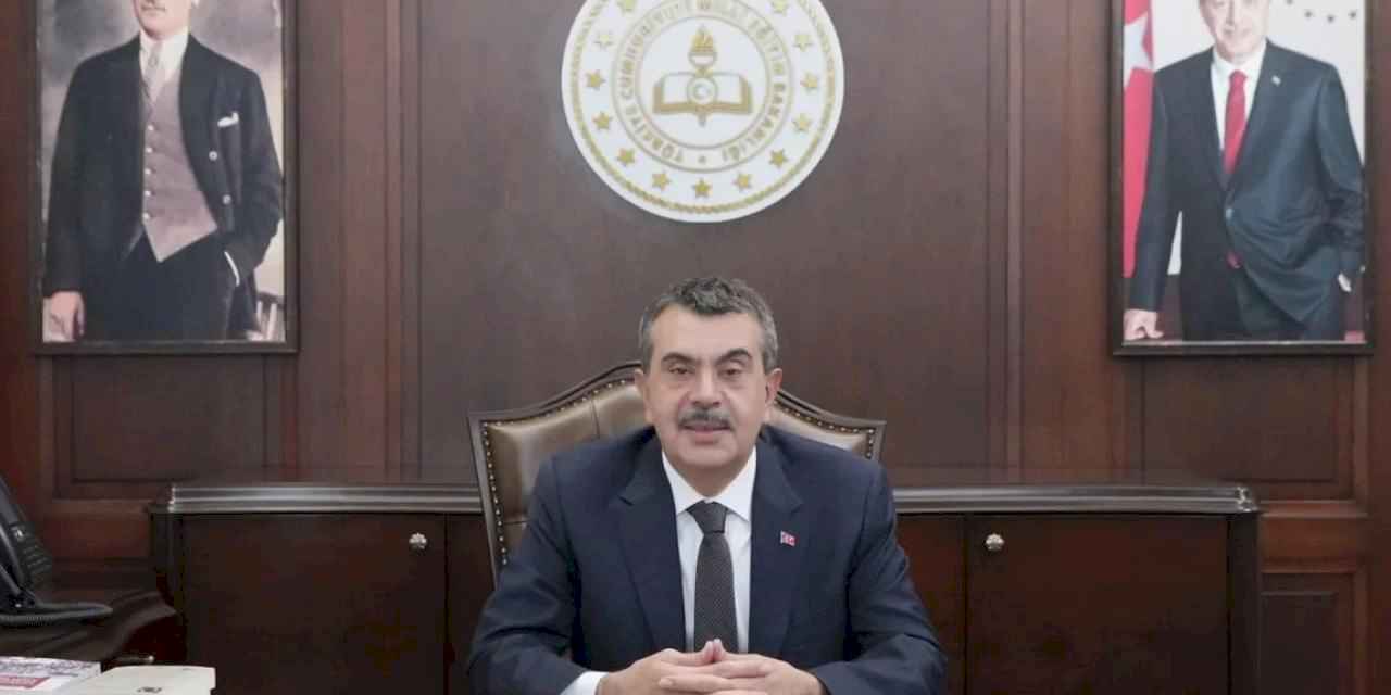 Bakan Tekin: Geleceğimizi her gün yeniden inşa ediyorsunuz