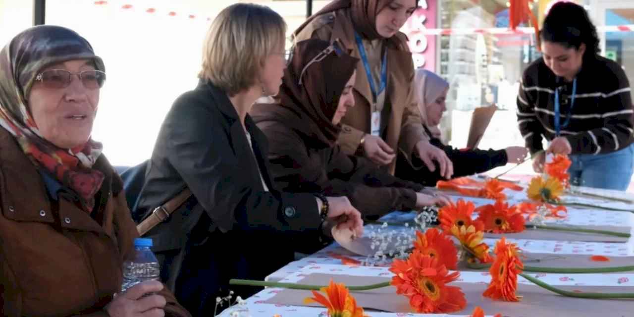 Kocaeli'den kadına şiddete turuncu farkındalık