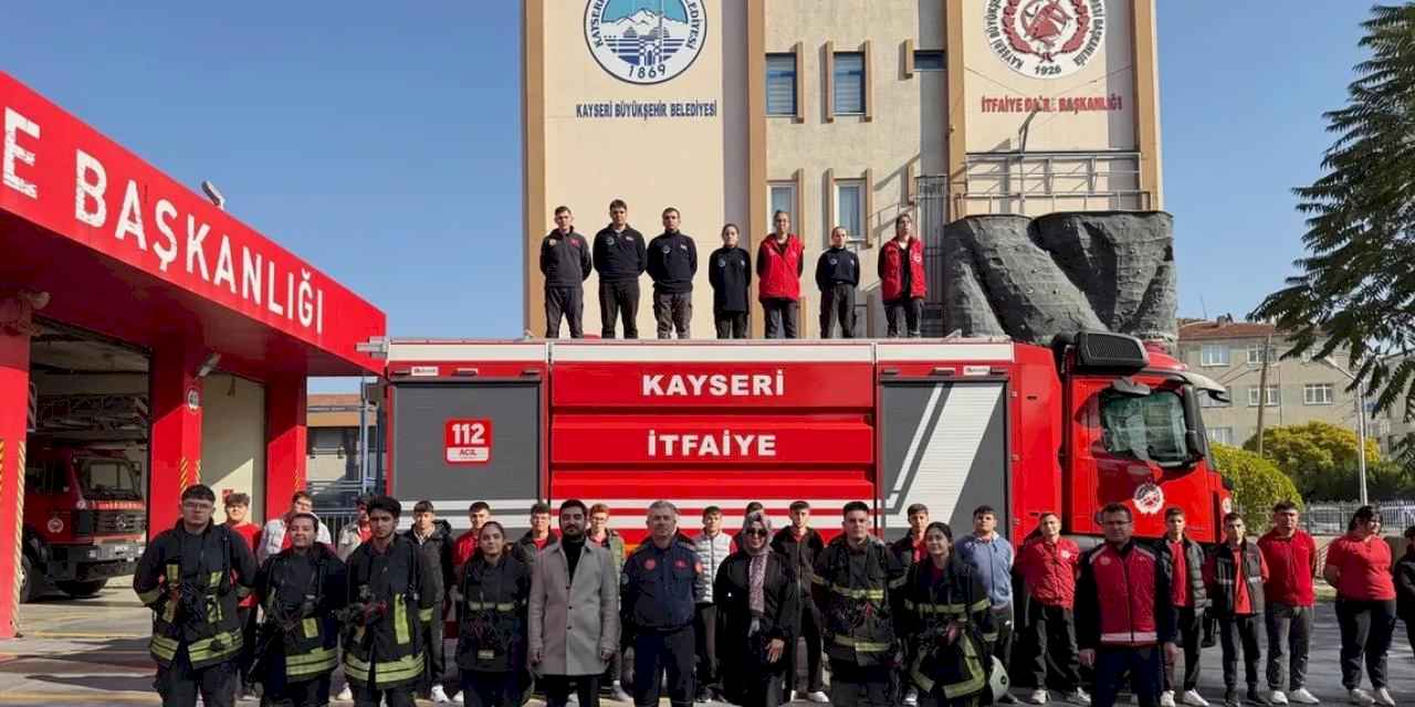 Kayseri Büyükşehir'den lise öğrencilerine staj desteği