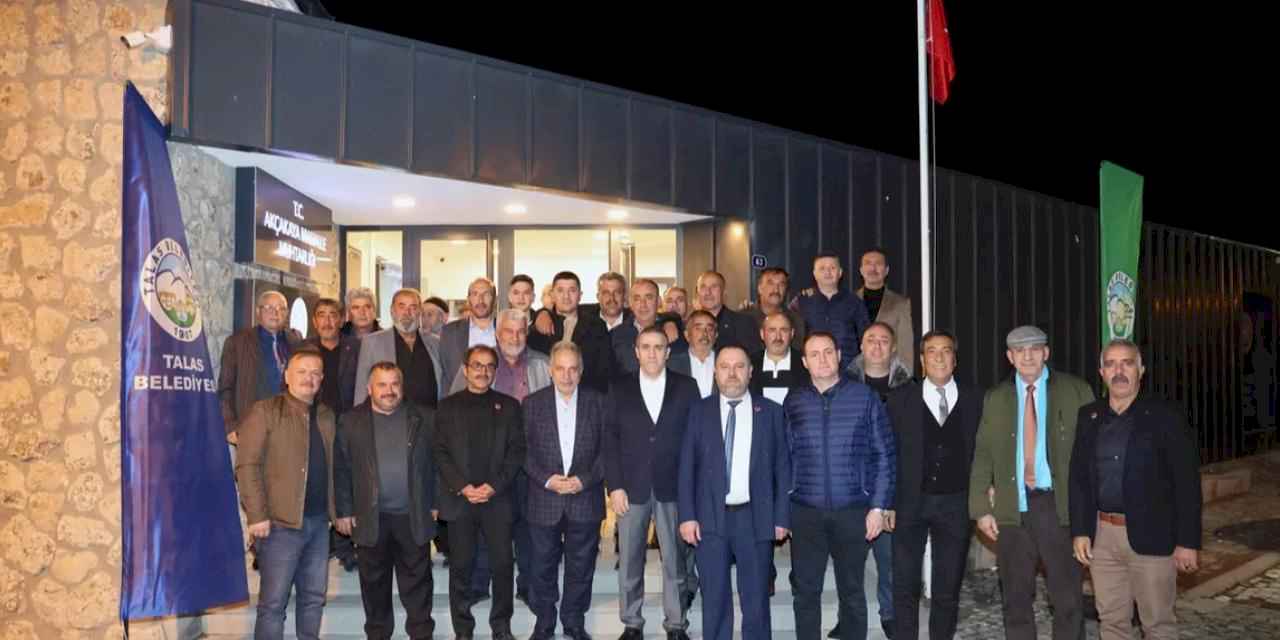 Kayseri Talas'ta muhtarlar Akçakaya'da buluştu
