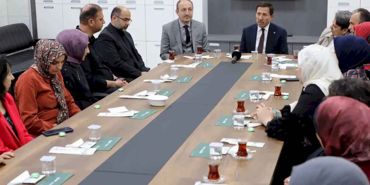 Konya Karatay’da halı saha müjdesi