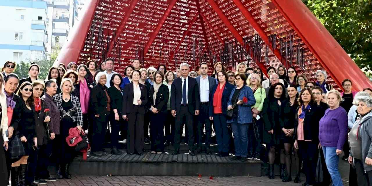 Antalya'da şiddete karşı ses, Al Yazma’da yükseldi