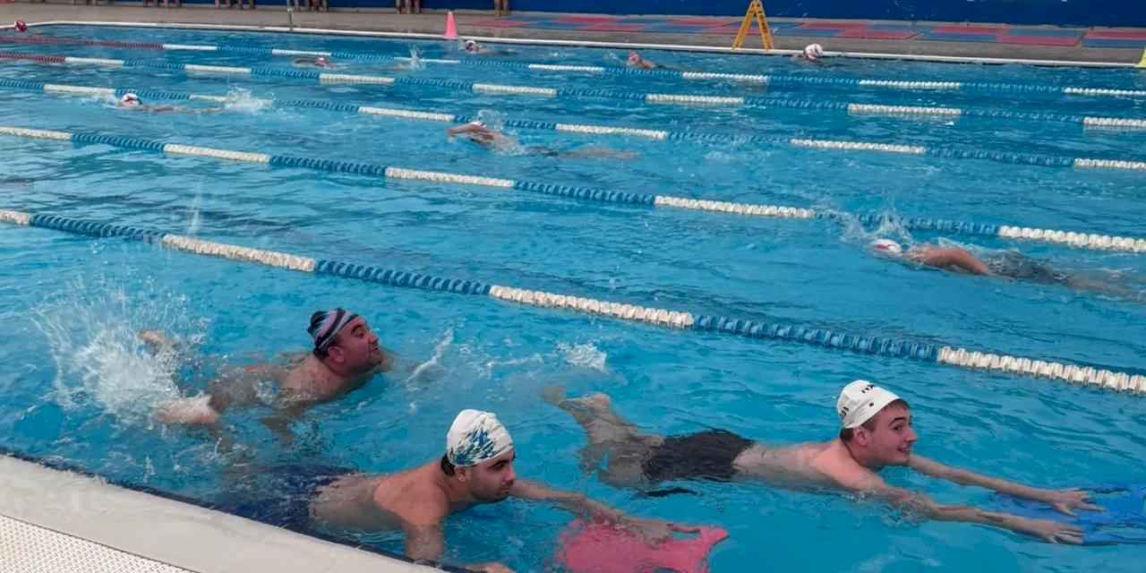 Kocaeli İzmit'te 'Engelsiz Kulaçlar' başladı