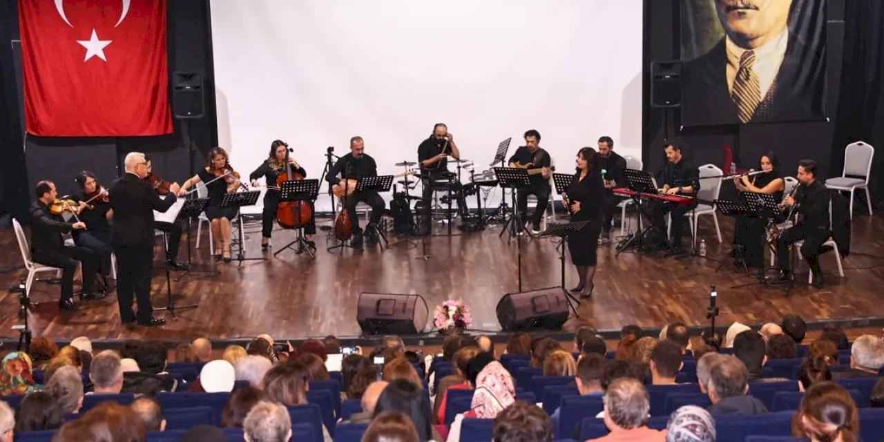 Sakarya Maarif Orkestrası’ndan muhteşem konser