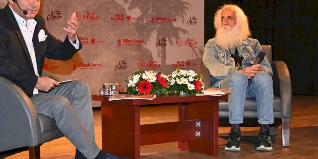 Manisa’da Suavi ile edebiyat ve sanat dolu gece