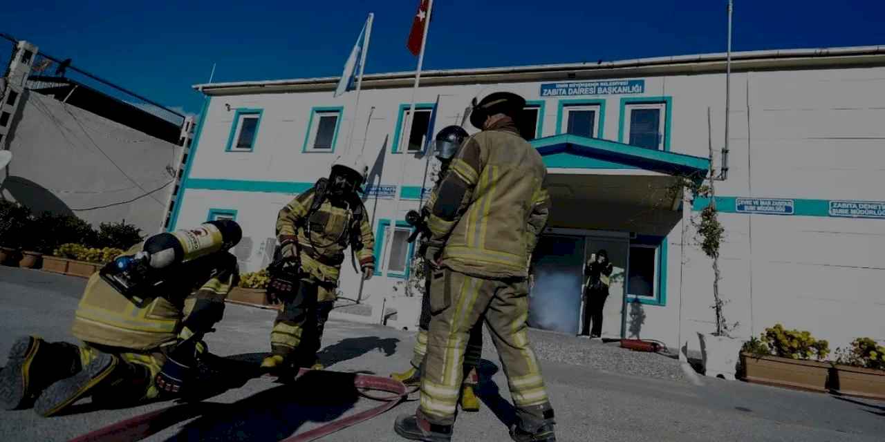 İzmir Zabıtası'ndan olası afet tatbikatı