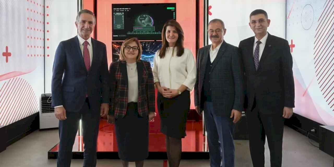 Vodafone, Gaziantep’teki Yeni Teknoloji Merkezi İle Anadolu Sanayisini Geleceğe Hazırlayacak