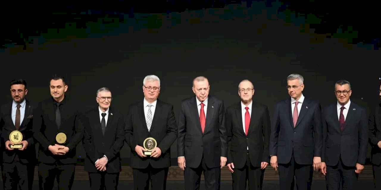 ERÜ’ye Cumhurbaşkanı Recep Tayyip Erdoğan’dan ödül