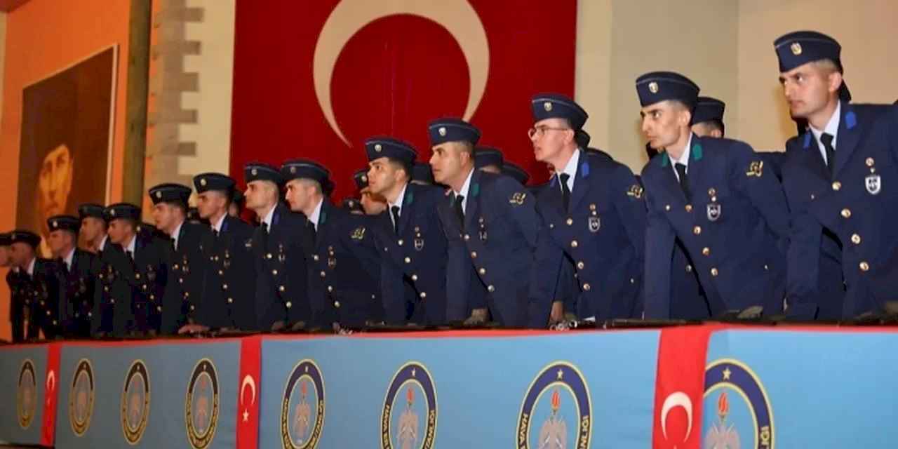 Yedek subaylar Kütahya'da yemin etti