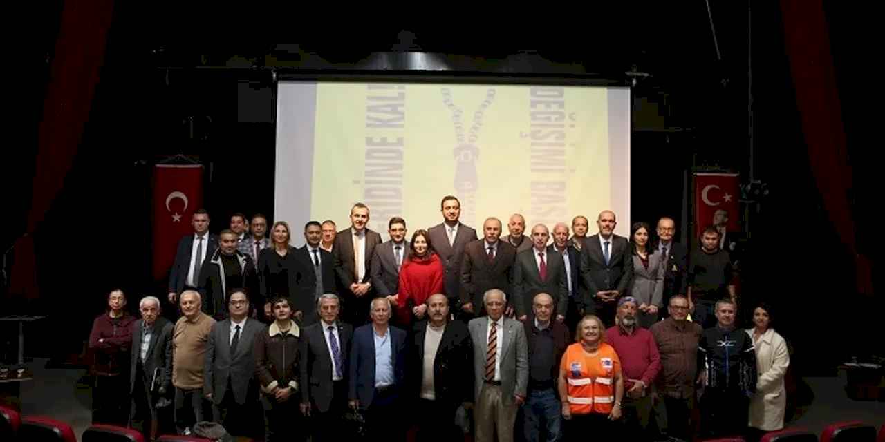 Ankara Kent Konseyi'nden 'şeridinde kal' çalıştayı