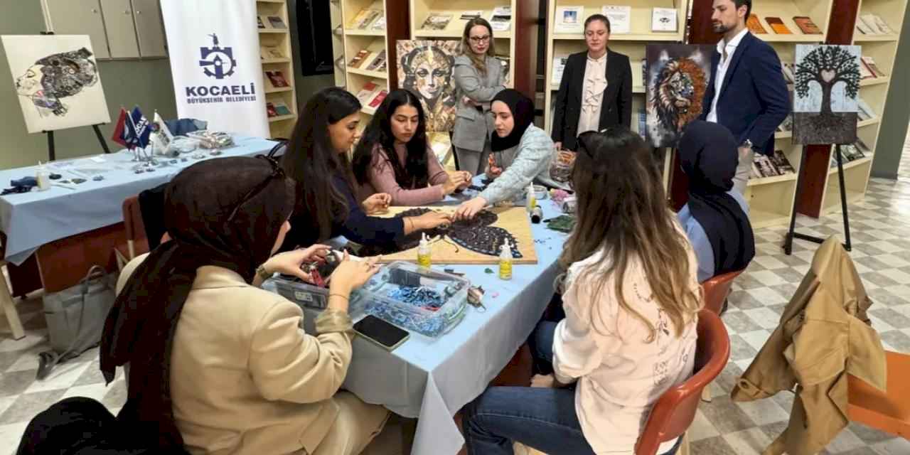 Elektronik atıklardan sanata çevreci dönüşüm