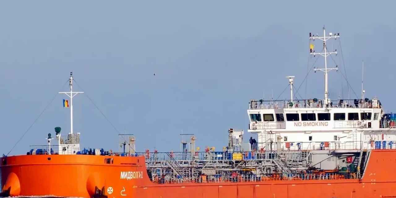 Rusya'dan Gürcistan'a seyreden MIDVOLGA-2 tankeri saldırıya uğradı