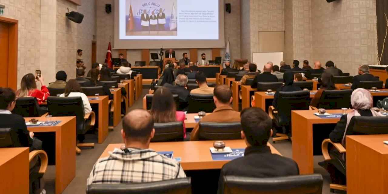 Üniversite öğrencileri Selçuklu meclisinde