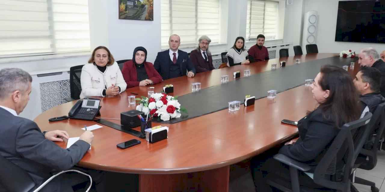 Artvin Valisi Ergün’e 