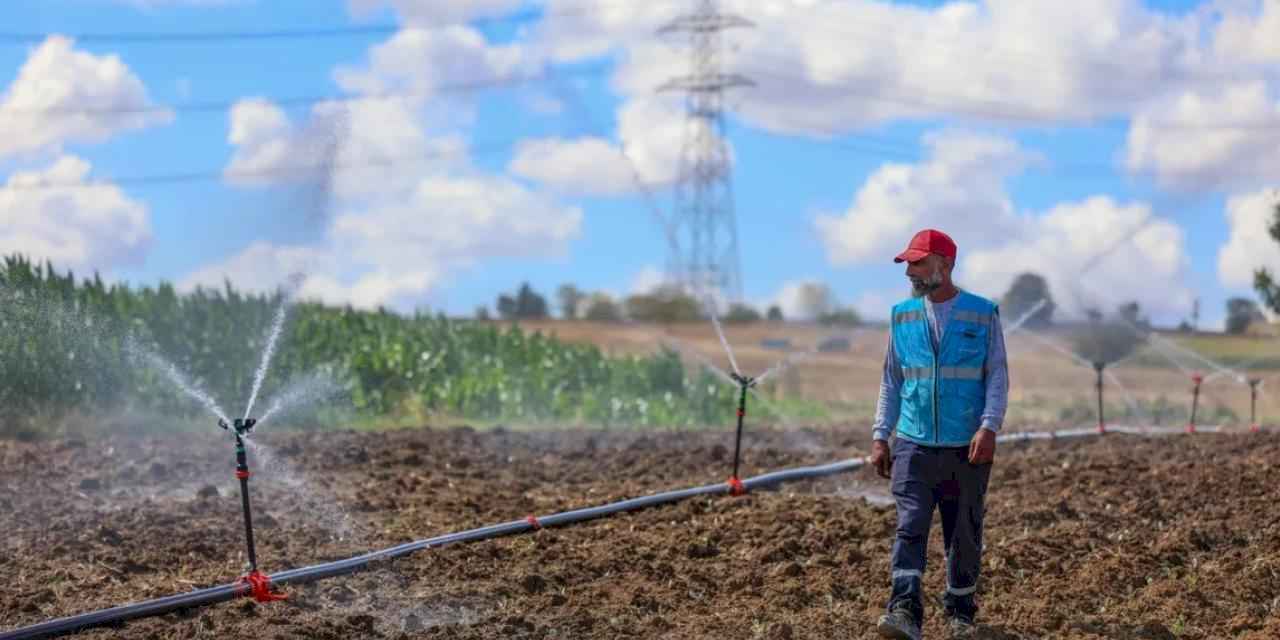 Kocaeli Toramanlar’da sulama suyu toprakla buluştu