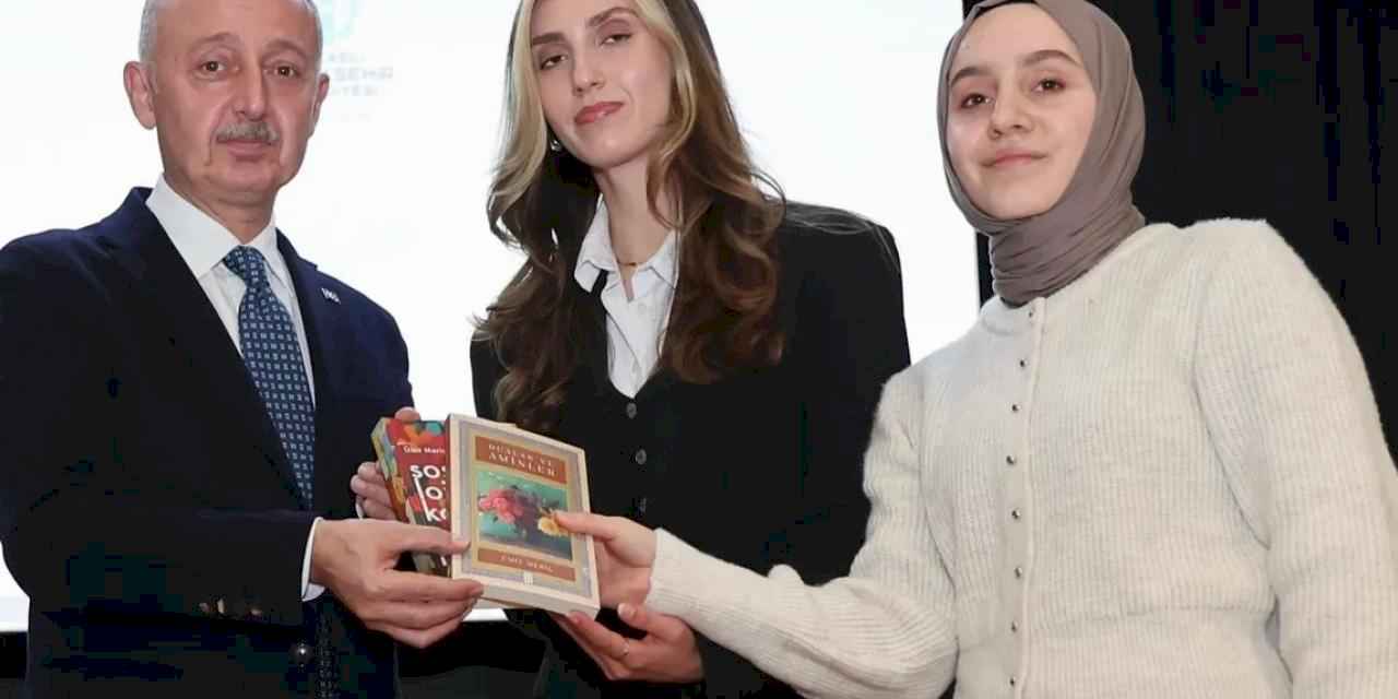 Kocaeli'de Başkan Büyükakın geleceğin lider adaylarıyla buluştu