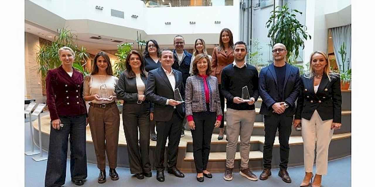 'Secure The Future' eğitimini tamamlayan genç kadınlar siber güvenlik alanında uzmanlaşmaya hazır